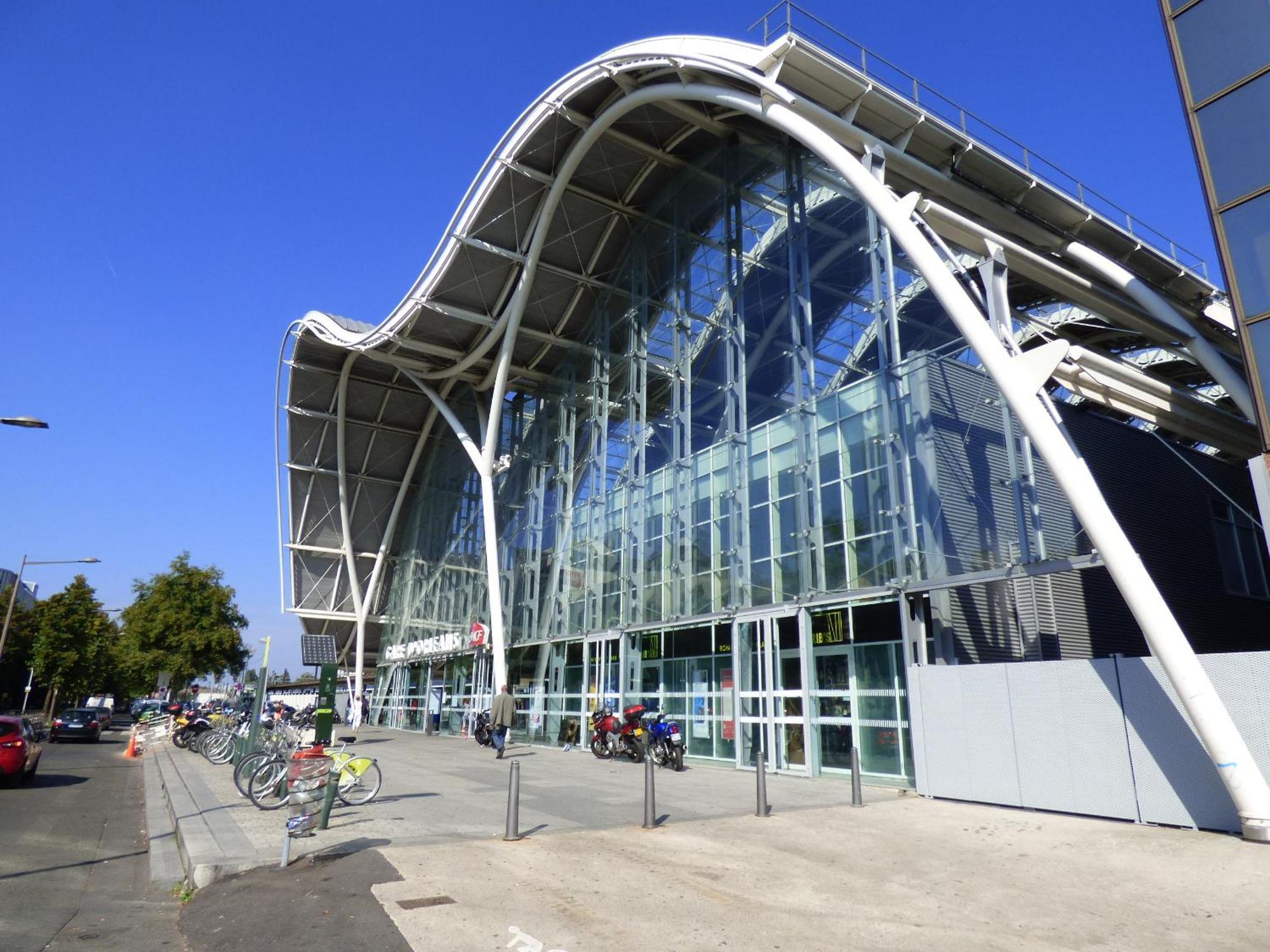 37M2 Lumineux Face Gare Sncf, Wifi Et Cafe Et The Offerts Leilighet Orléans Eksteriør bilde